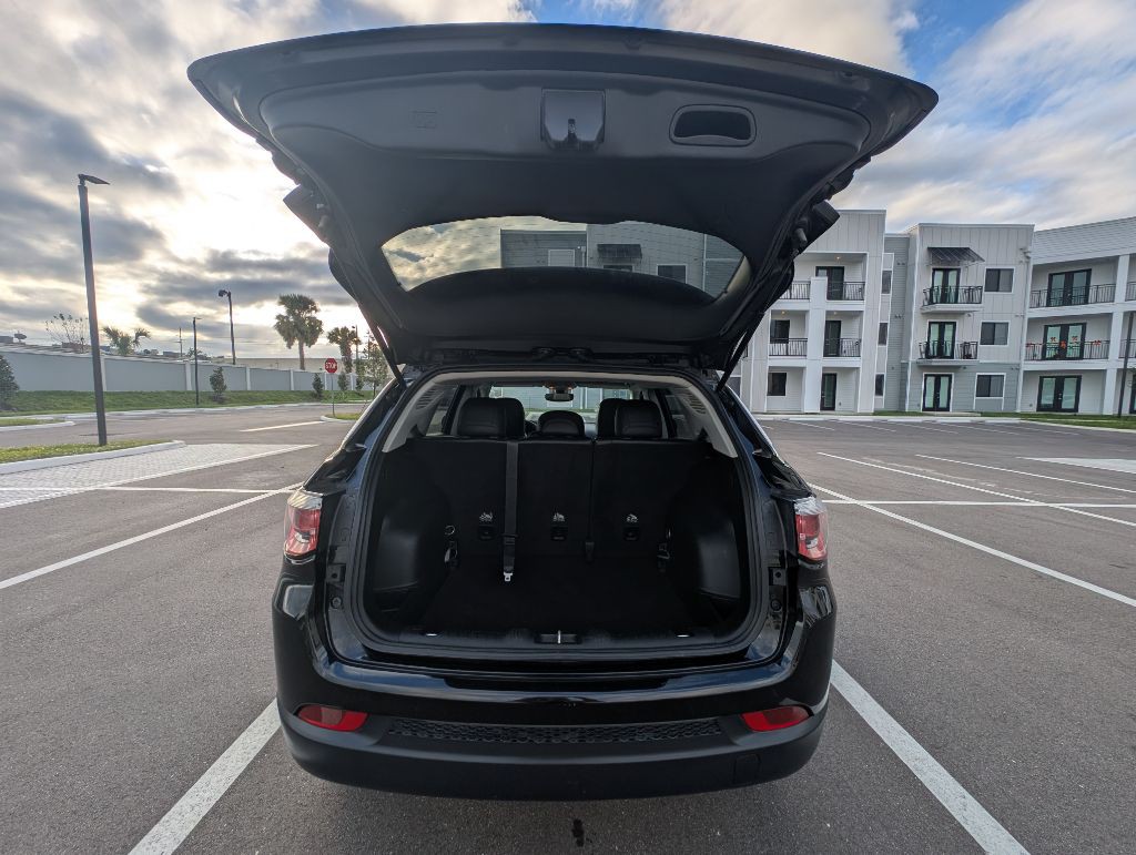 2018 Jeep Compass Image 12