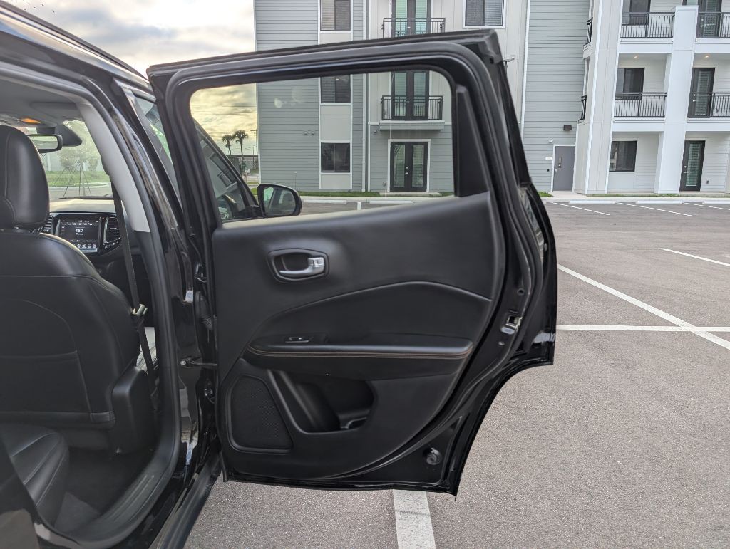 2018 Jeep Compass Image 20