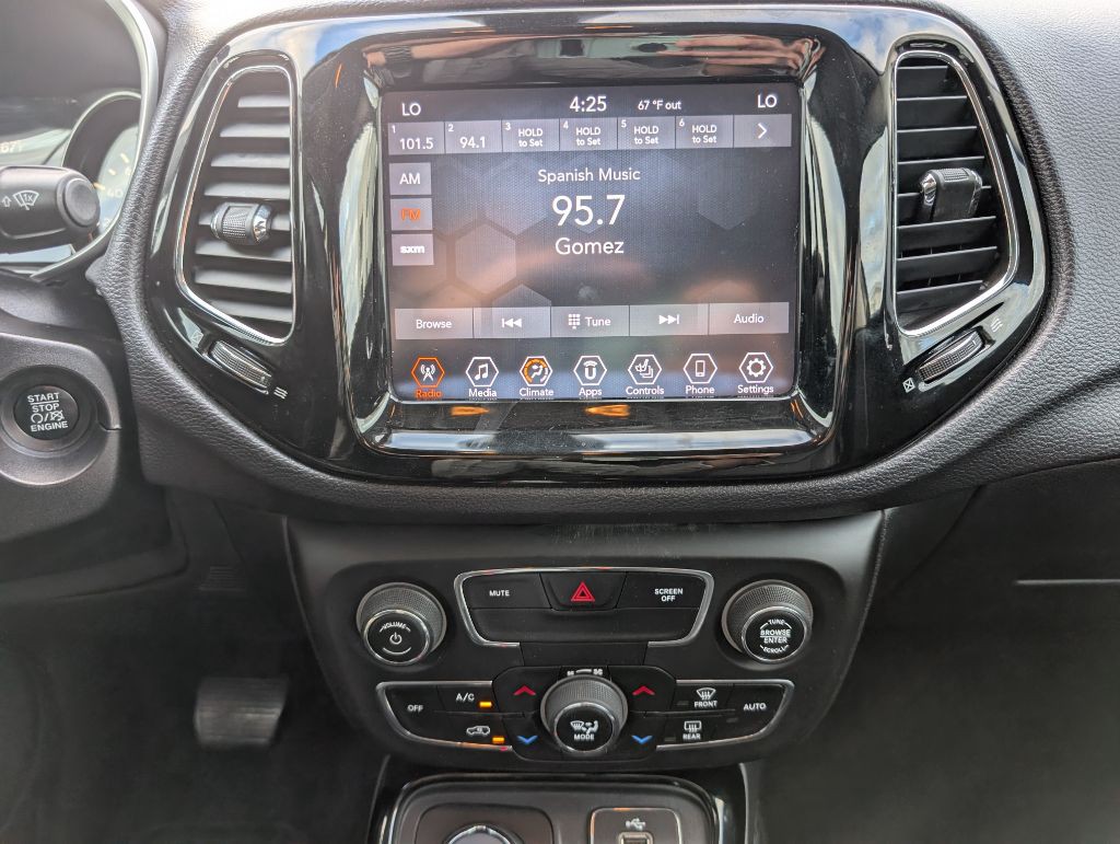 2018 Jeep Compass Image 31