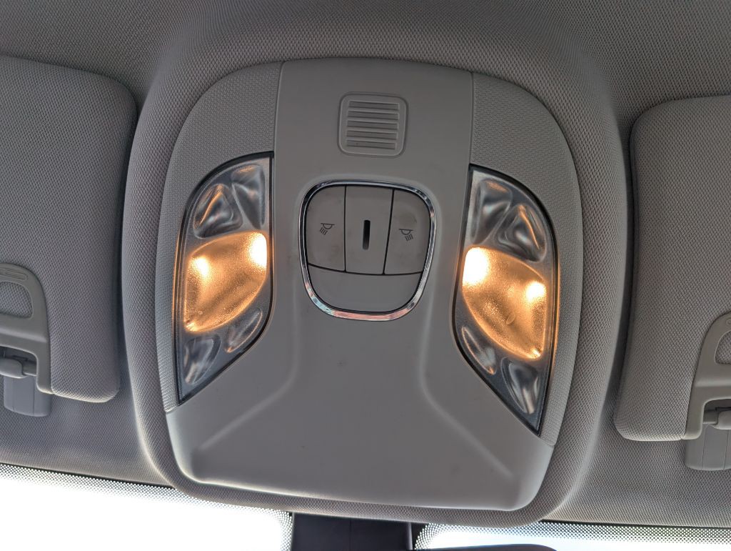 2018 Jeep Compass Image 34