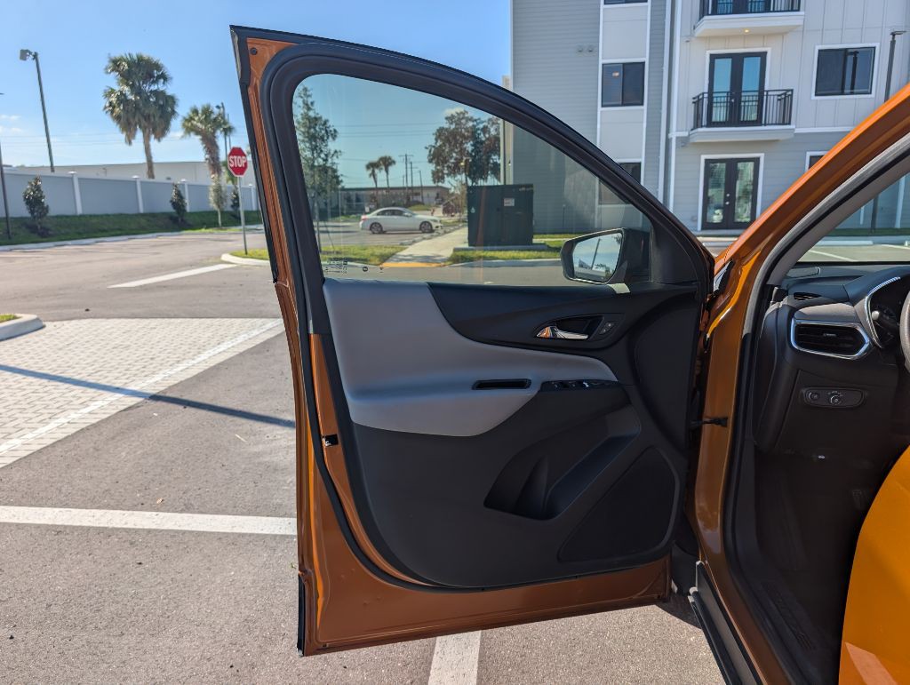 2019 Chevrolet Equinox Image 14