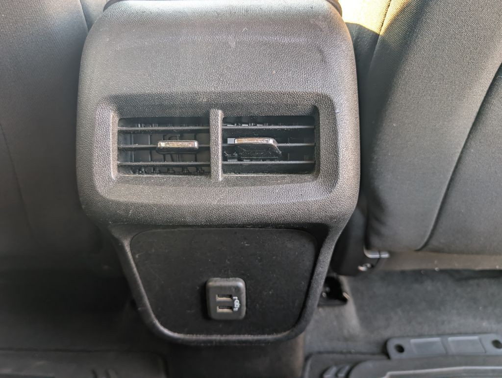 2019 Chevrolet Equinox Image 26