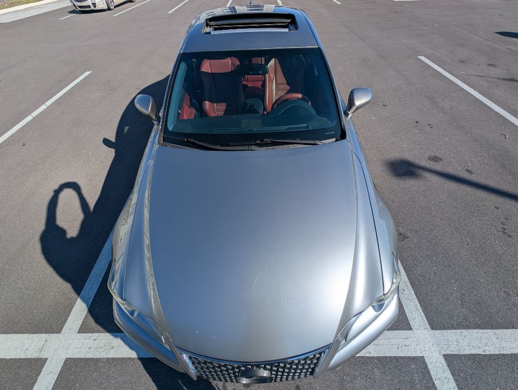 2015 Lexus IS Image 3