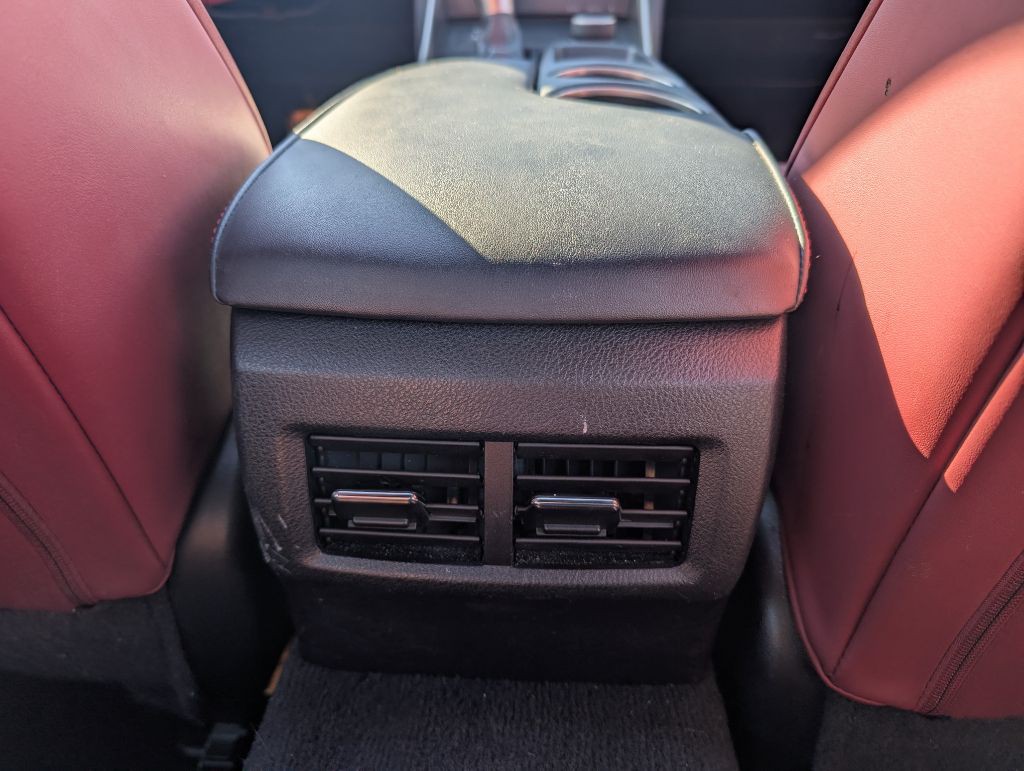 2015 Lexus IS Image 29