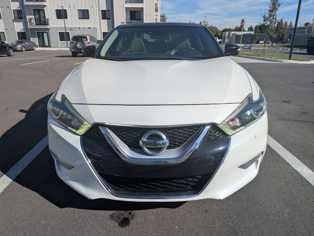2016 Nissan Maxima Image 2