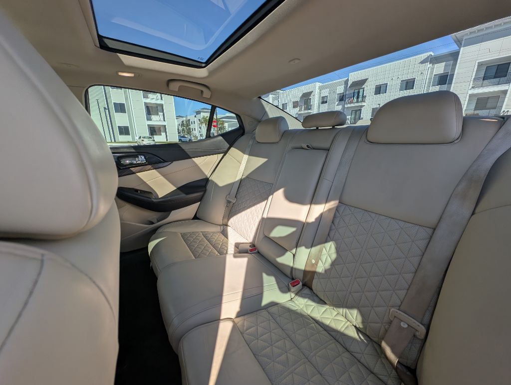2016 Nissan Maxima Image 18