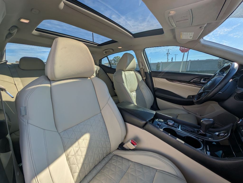 2016 Nissan Maxima Image 24