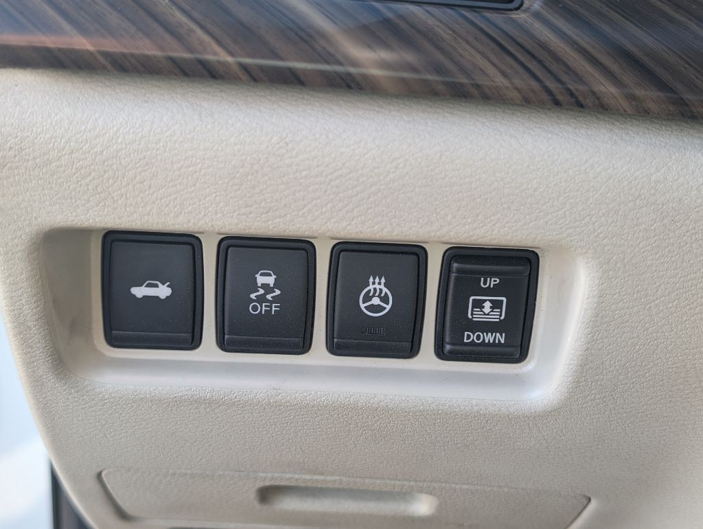 2016 Nissan Maxima Image 35