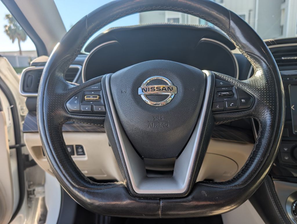 2016 Nissan Maxima Image 36