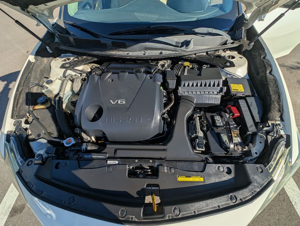 2016 Nissan Maxima Image 45