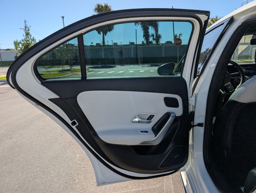 2019 Mercedes-Benz A Image 15