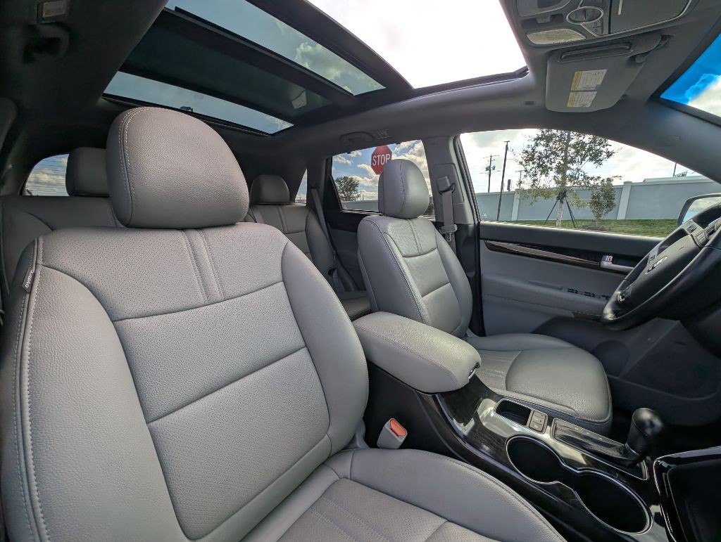 2014 Kia Sorento Image 28