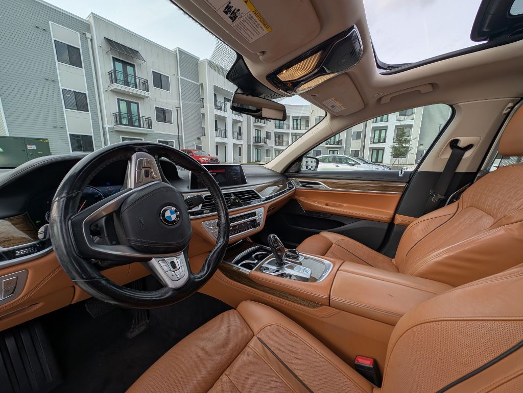 2019 BMW 7 Series Image 15