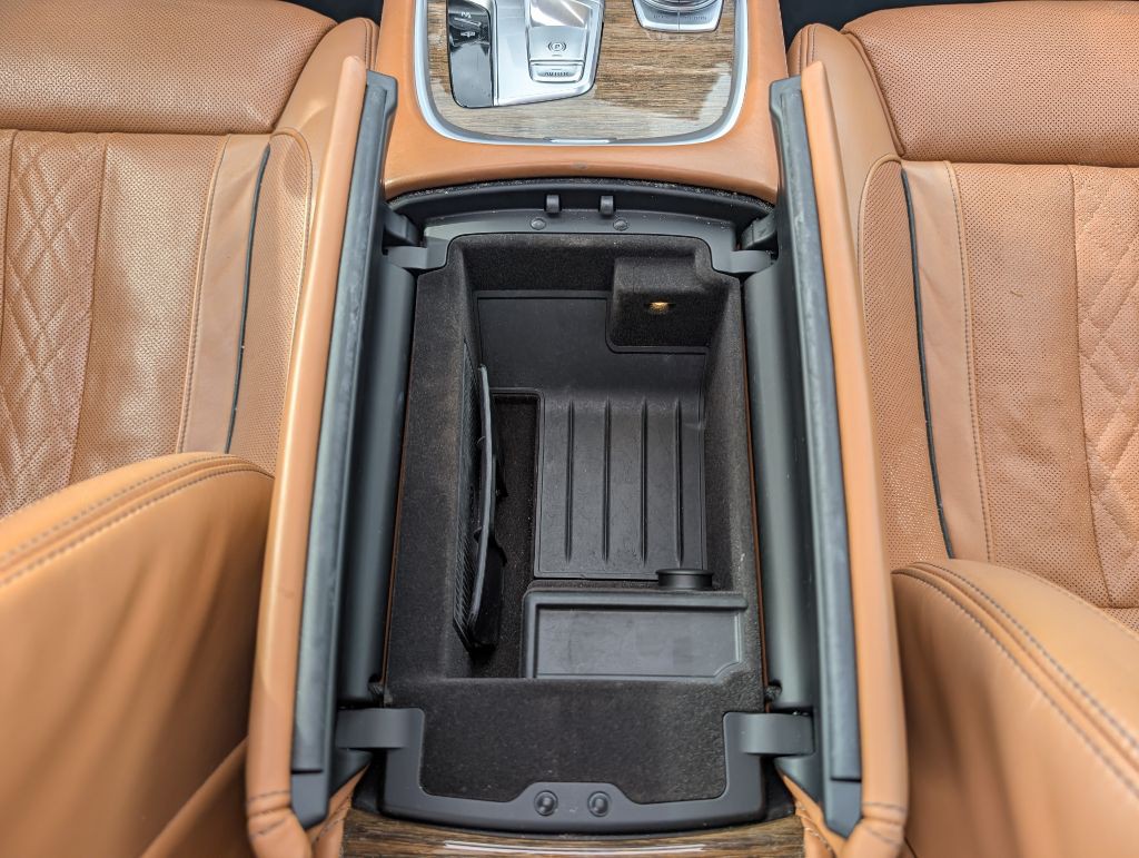 2019 BMW 7 Series Image 36