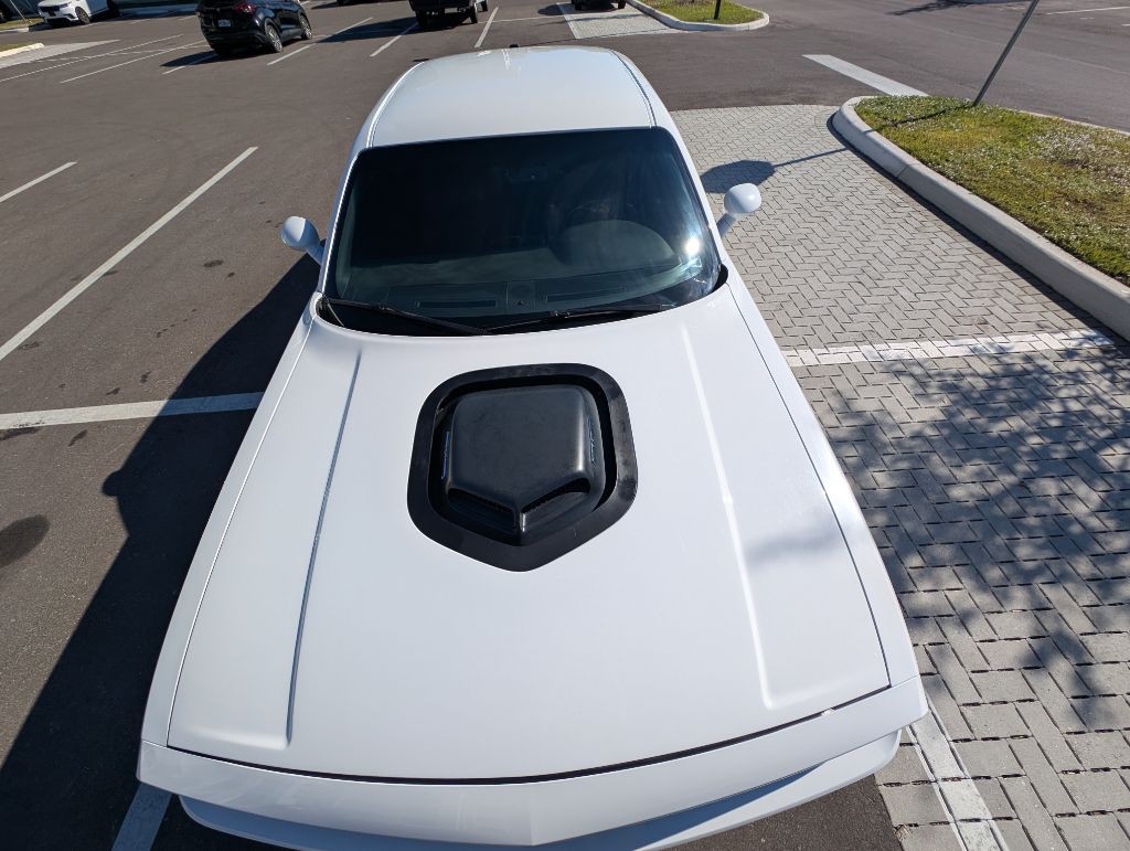 2014 Dodge Challenger Image 3