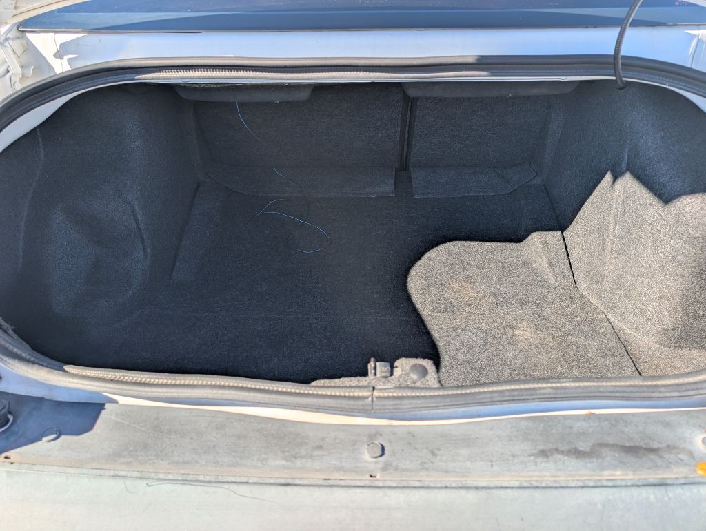 2014 Dodge Challenger Image 11