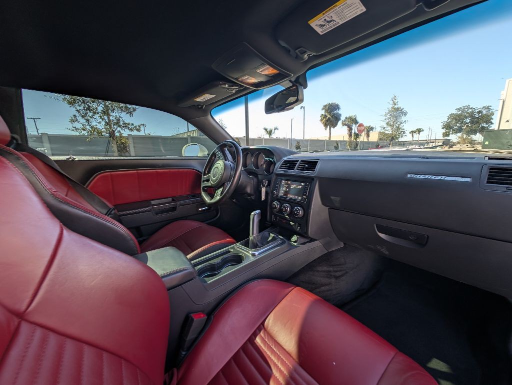 2014 Dodge Challenger Image 19