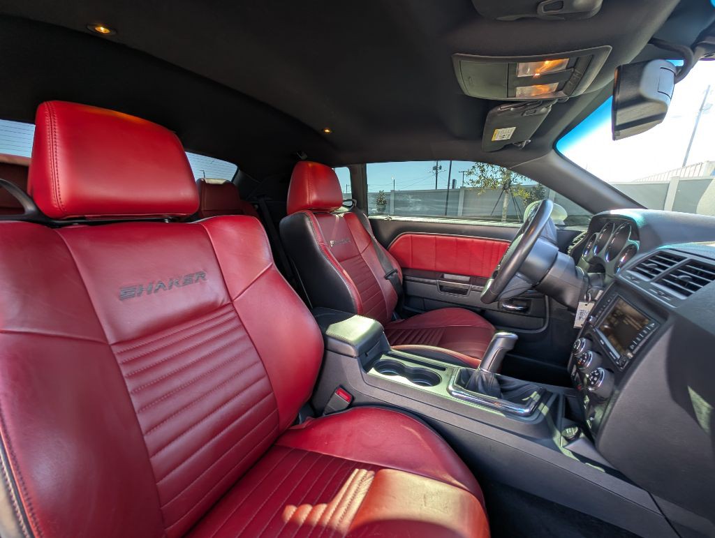 2014 Dodge Challenger Image 20