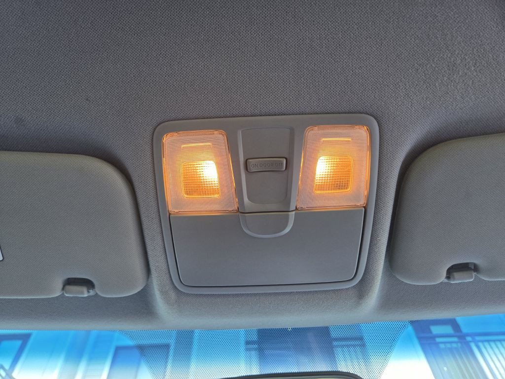 2014 Hyundai Accent Image 32