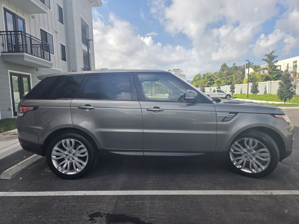 2017 Land Rover Range Rover Sport Image 5