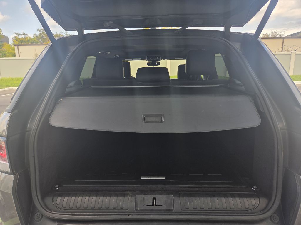 2017 Land Rover Range Rover Sport Image 17