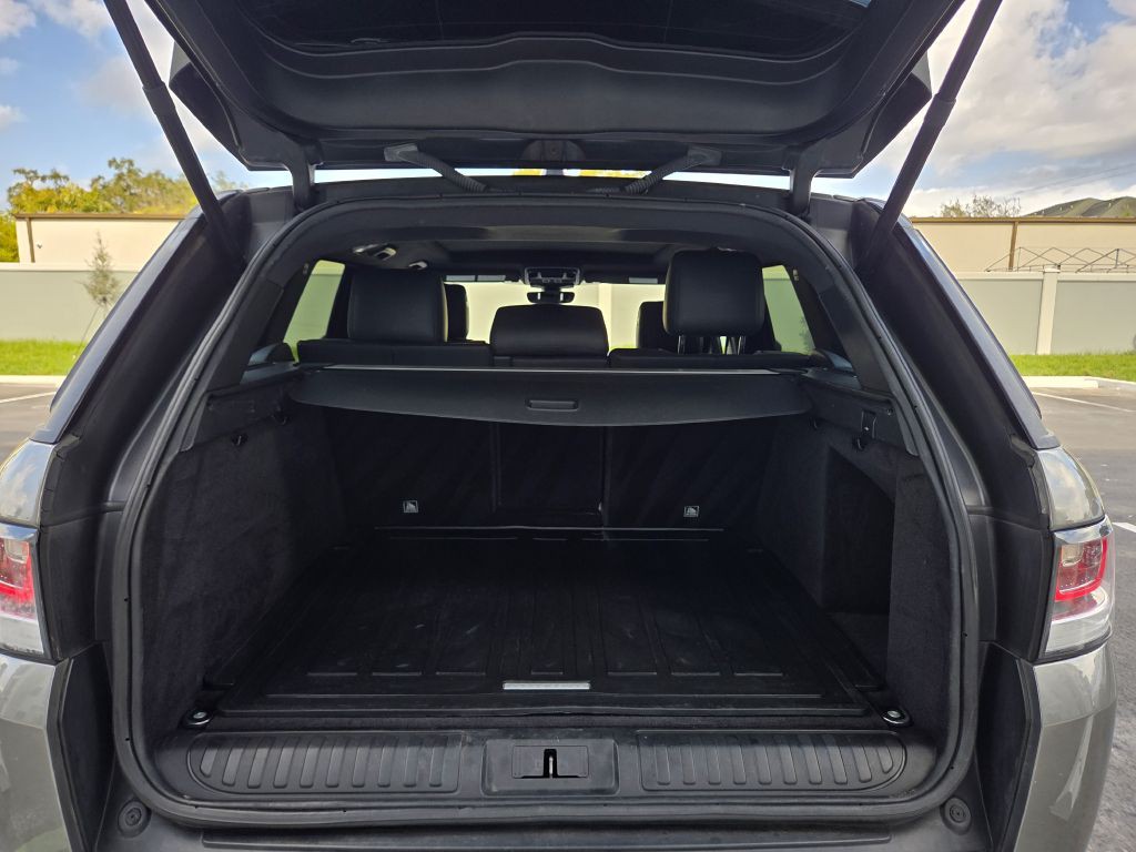 2017 Land Rover Range Rover Sport Image 18