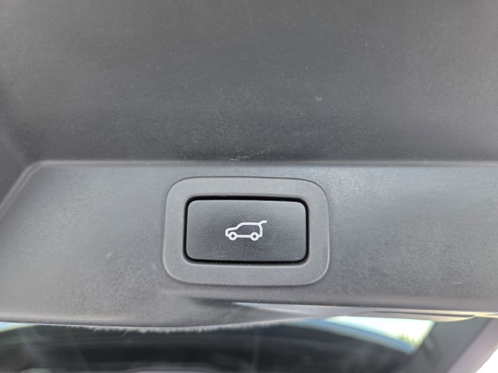 2017 Land Rover Range Rover Sport Image 19