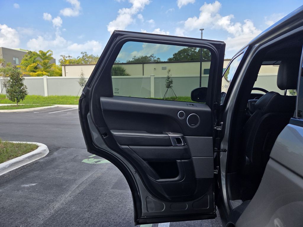 2017 Land Rover Range Rover Sport Image 26