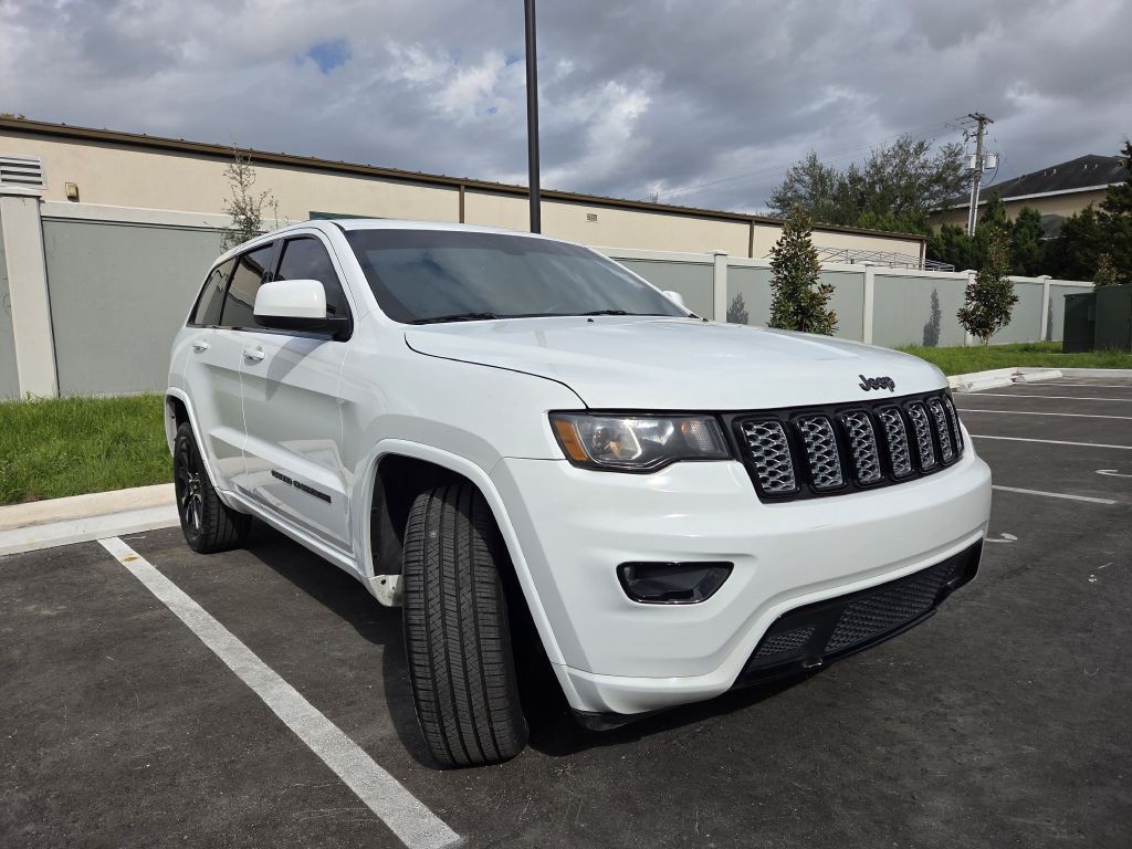 2018 Jeep Grand Cherokee Image 4