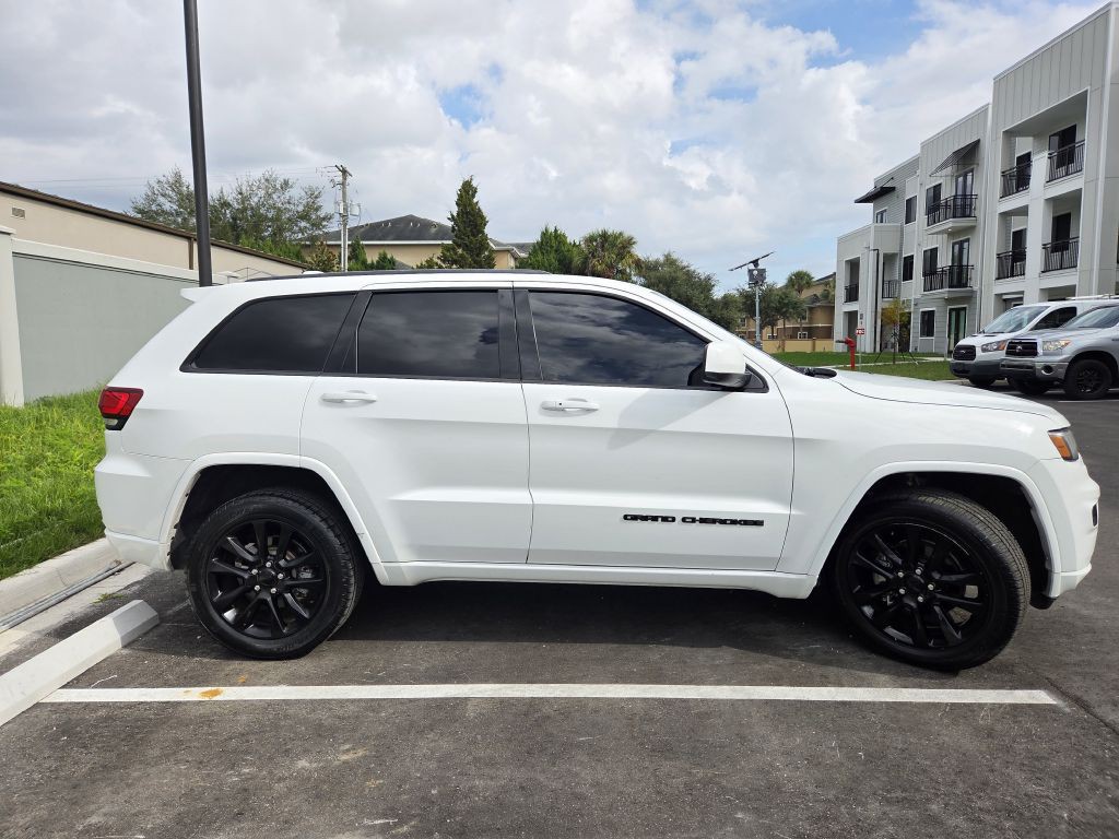 2018 Jeep Grand Cherokee Image 5