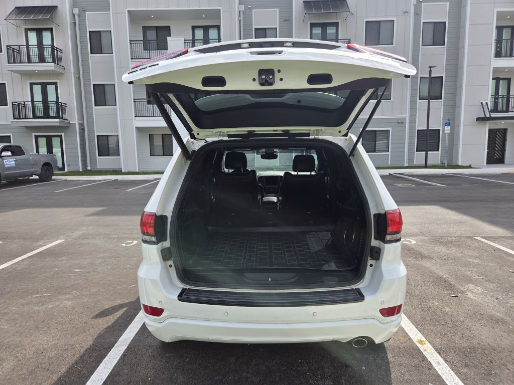 2018 Jeep Grand Cherokee Image 12