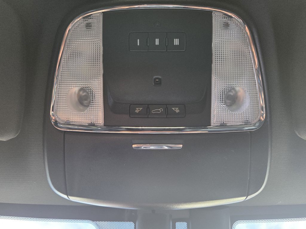 2018 Jeep Grand Cherokee Image 50