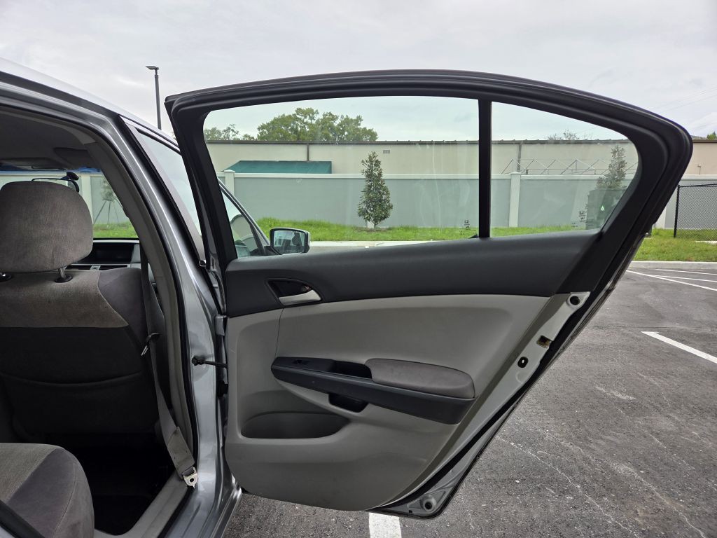 2008 Honda Accord Image 28