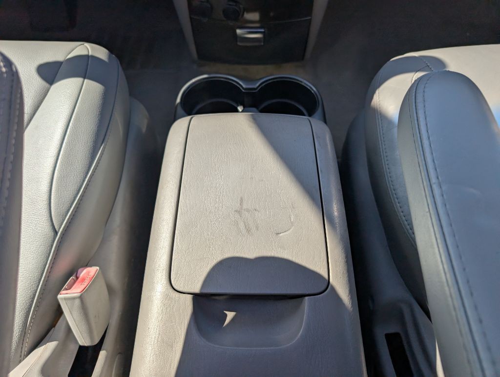 2004 Toyota Sienna Image 29