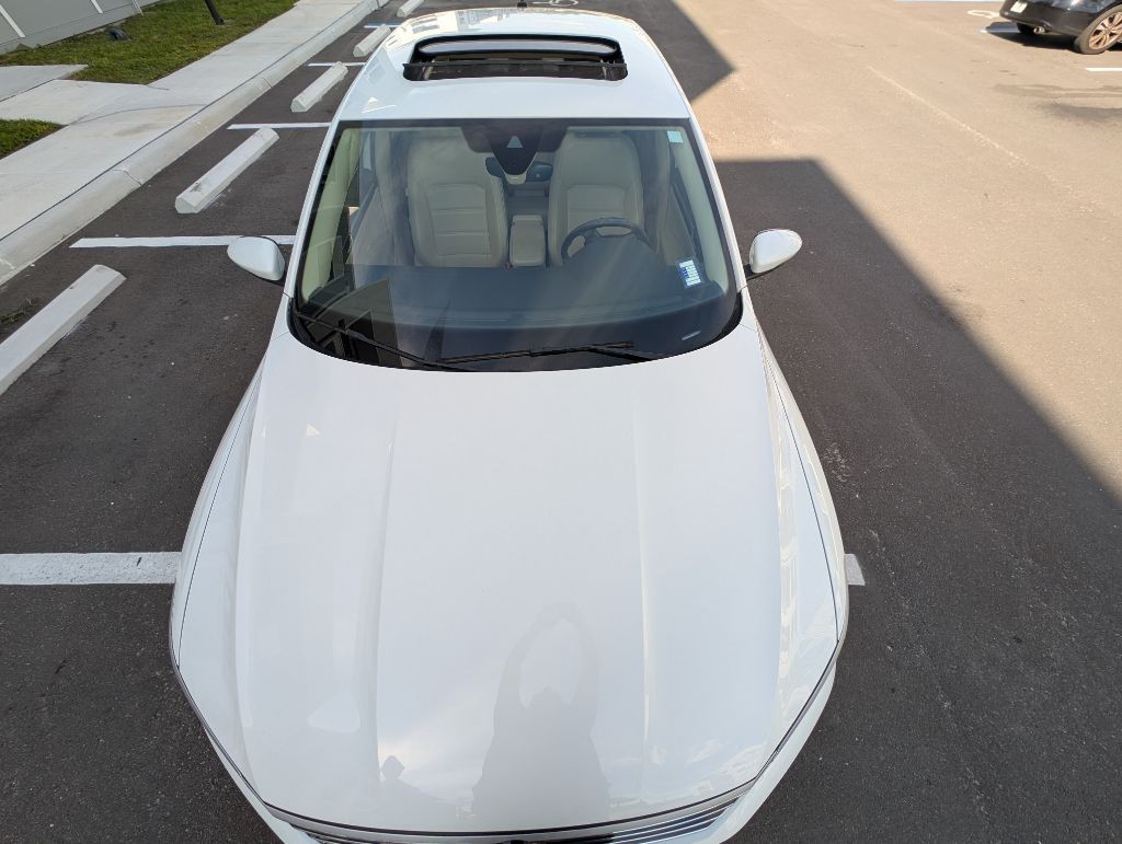 2019 Volkswagen Passat Image 3