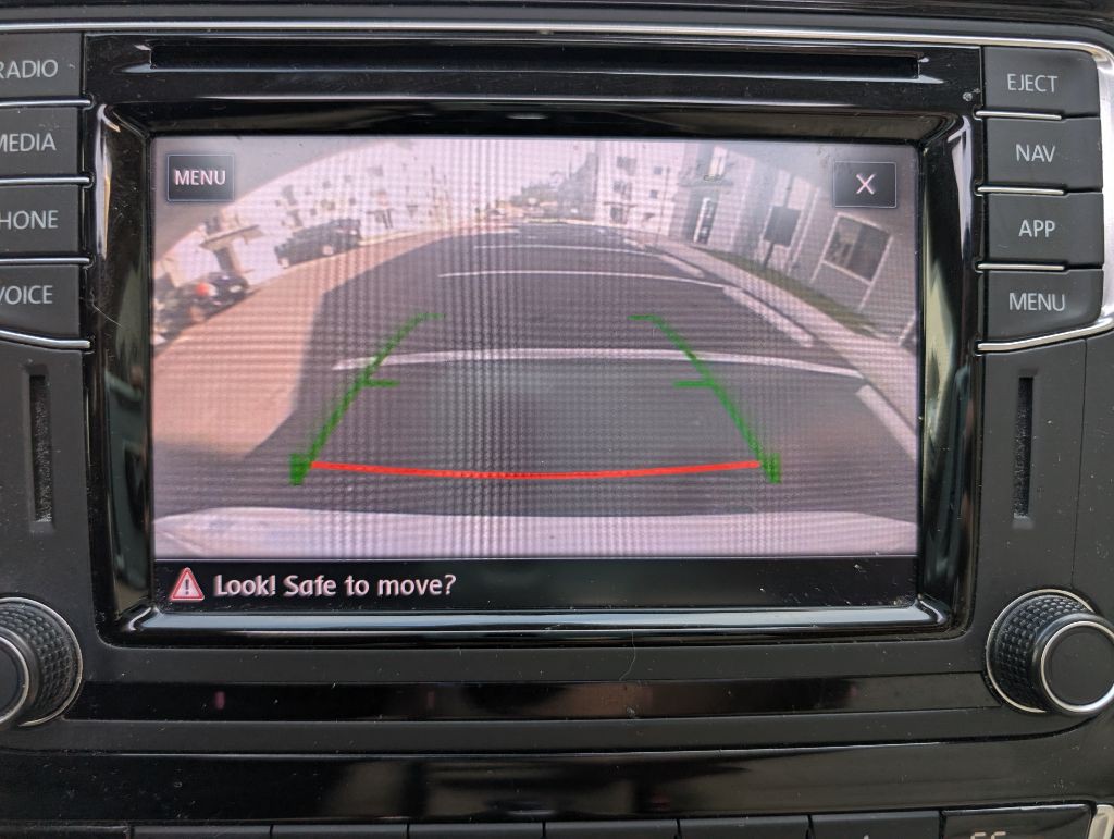 2019 Volkswagen Passat Image 40