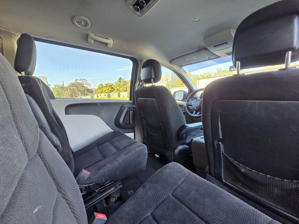 2014 Dodge Grand Caravan Image 27