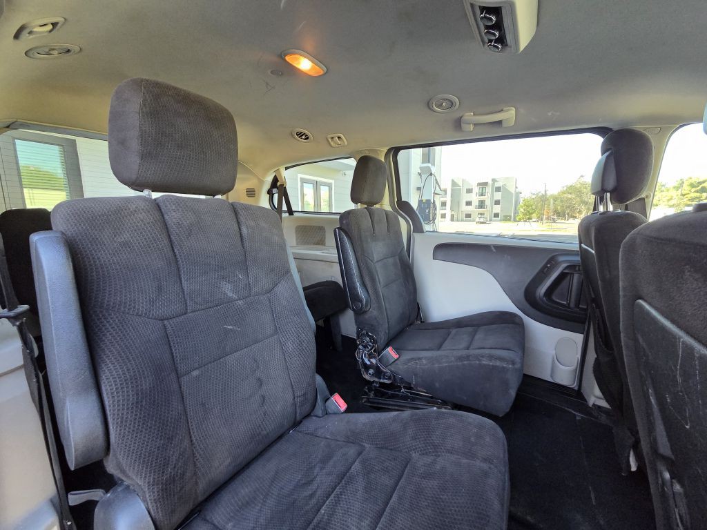 2014 Dodge Grand Caravan Image 28