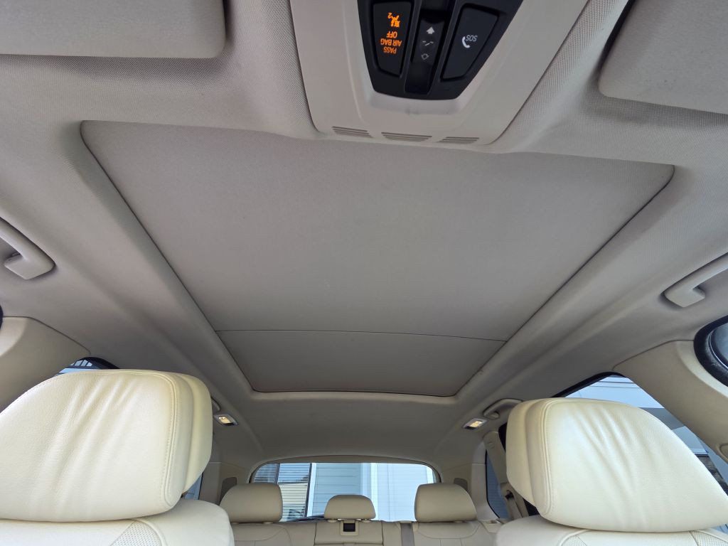 2014 BMW X5 Image 18