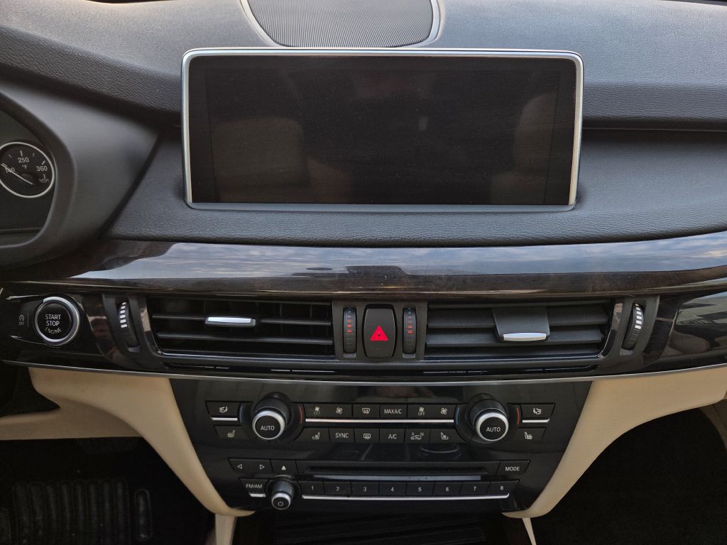 2014 BMW X5 Image 30