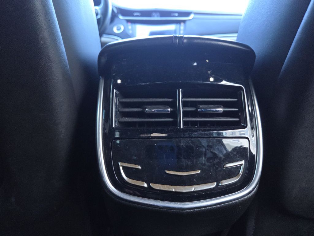 2014 Cadillac XTS Image 20