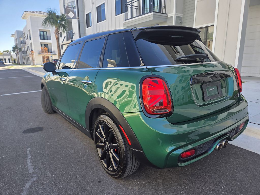 2020 MINI Cooper Image 9