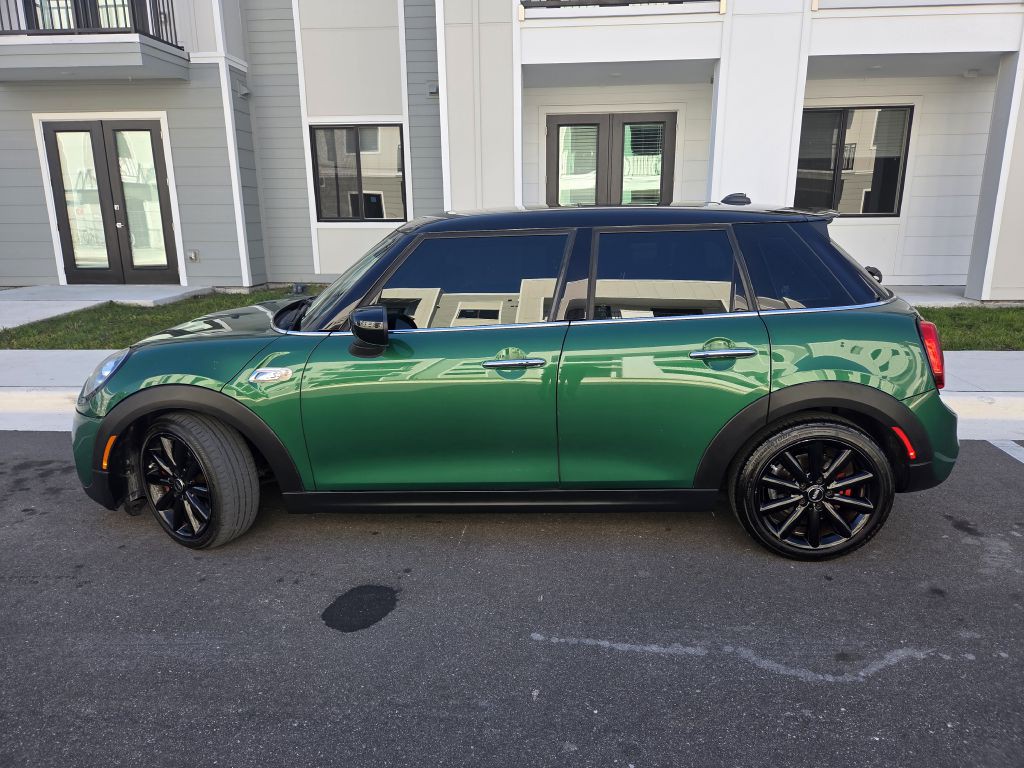 2020 MINI Cooper Image 10