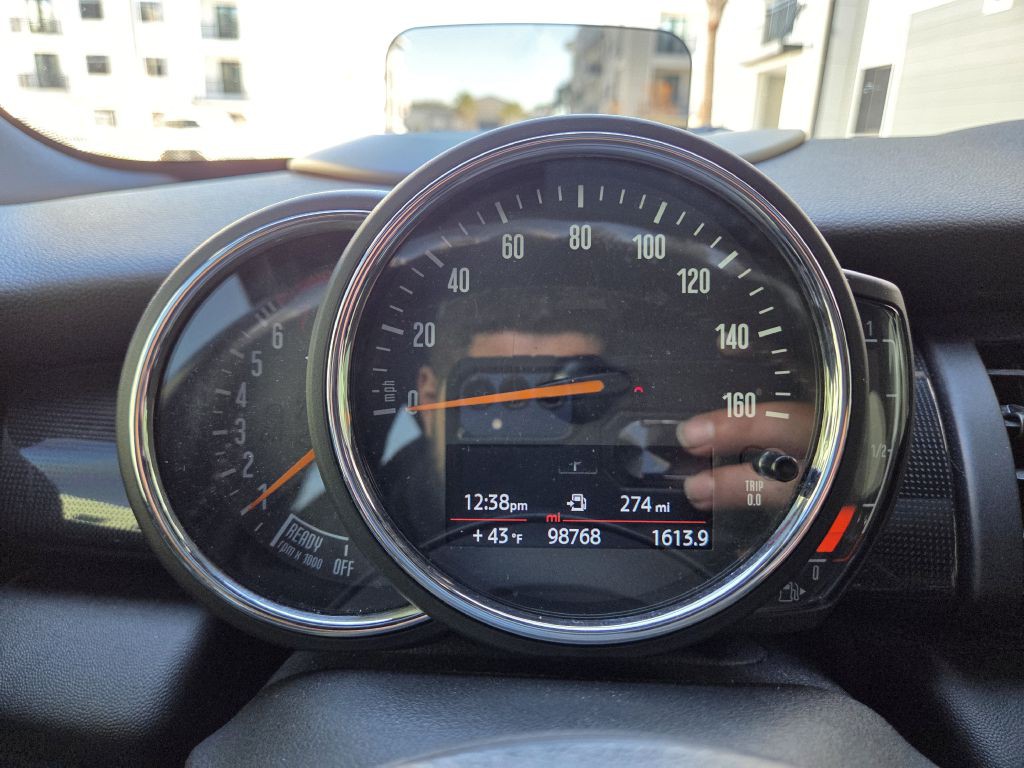 2020 MINI Cooper Image 12