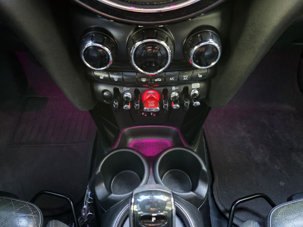 2020 MINI Cooper Image 43