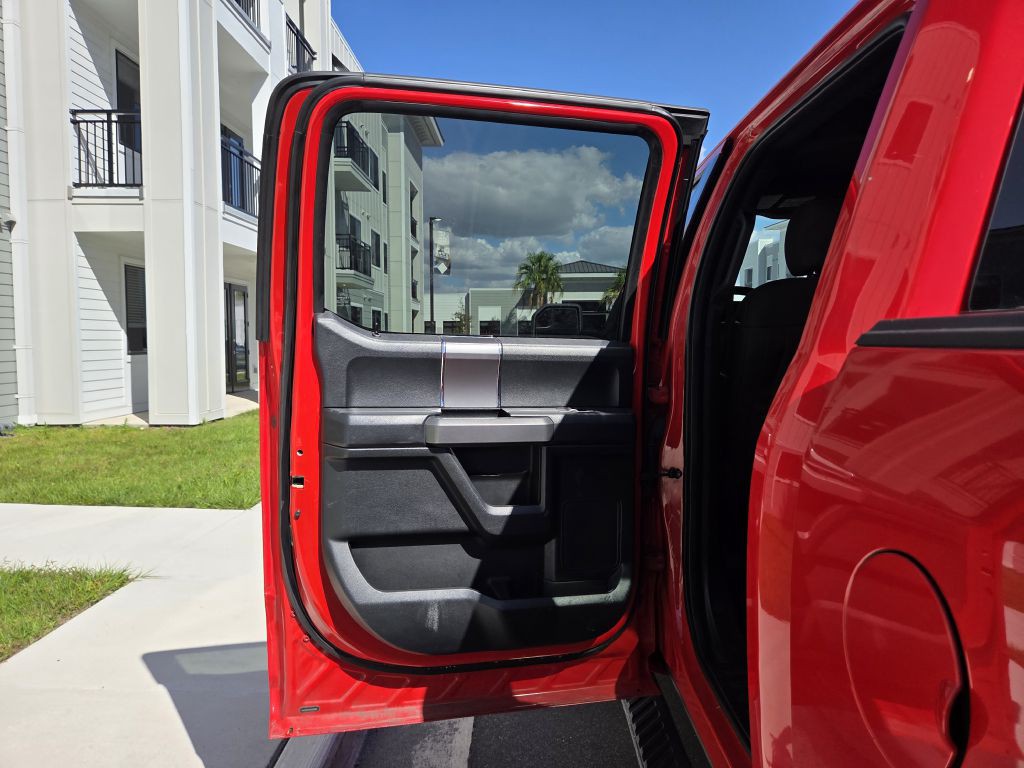 2016 Ford F-150 Image 32