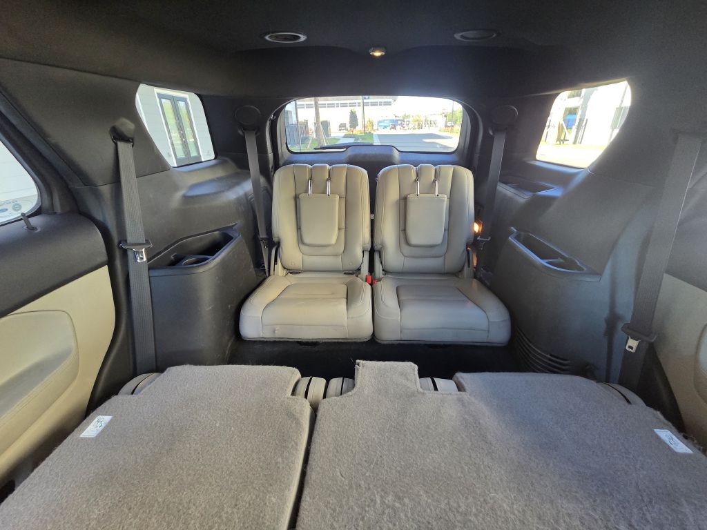 2014 Ford Explorer Image 24