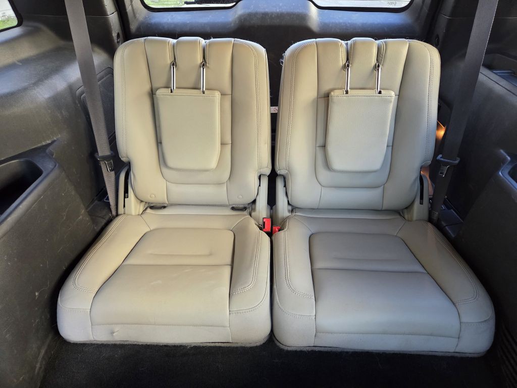 2014 Ford Explorer Image 25