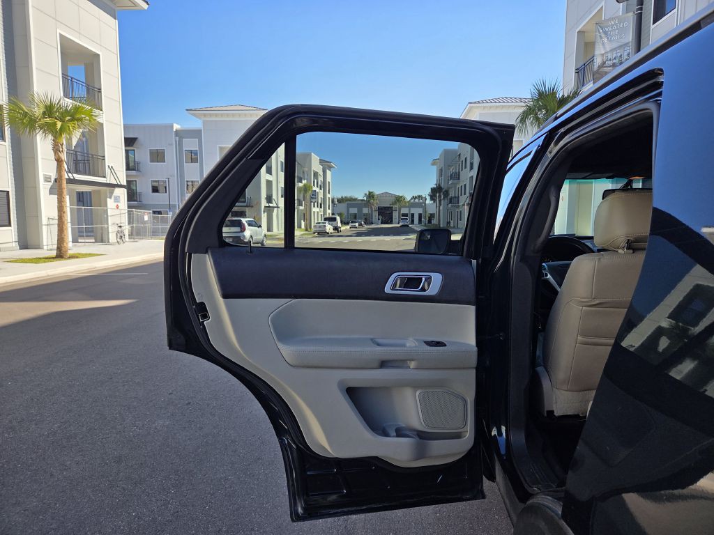 2014 Ford Explorer Image 36
