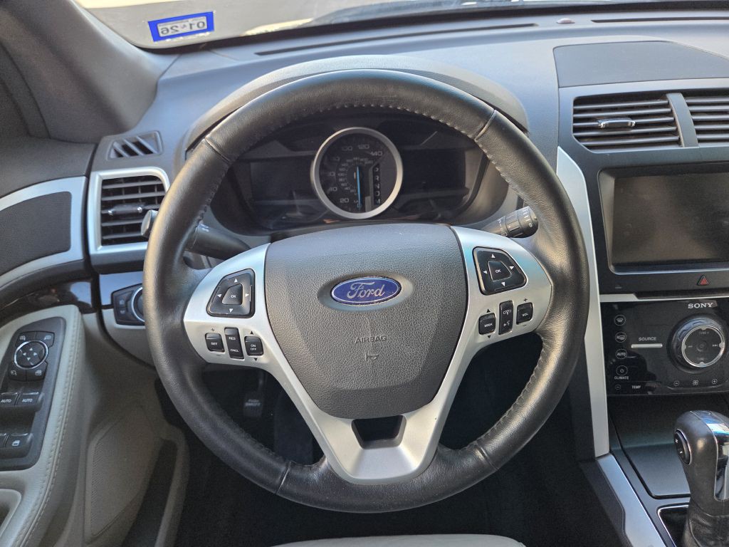 2014 Ford Explorer Image 44